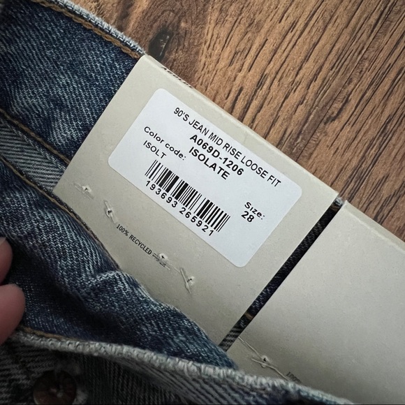 AGOLDE 90s Jean Mid Rise Loose Fit Isolate Wash - Picture 4 of 9